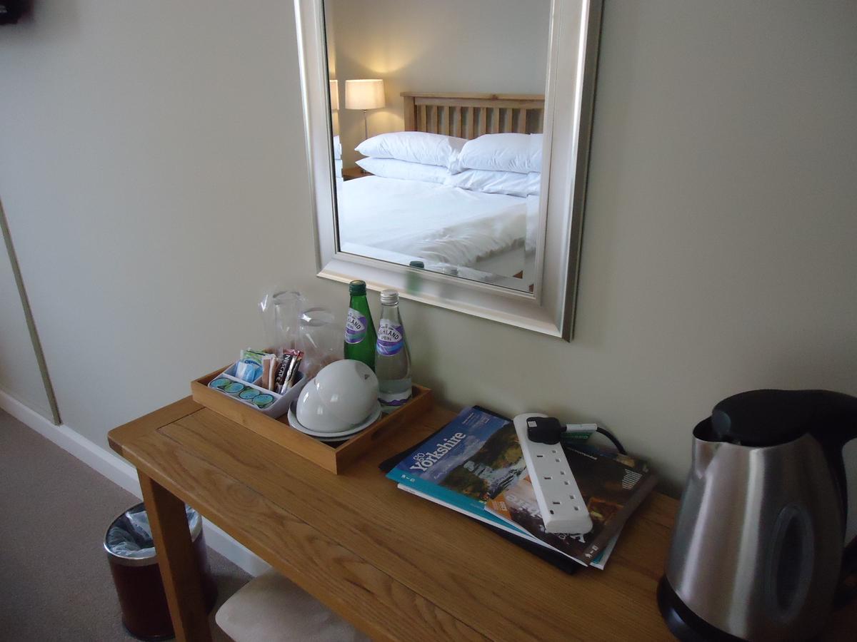 Royal Oak Hotel Great Ayton Εξωτερικό φωτογραφία